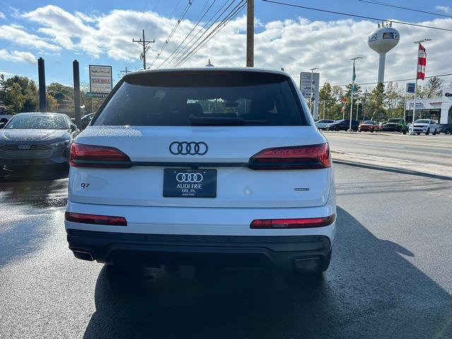 new 2026 Audi Q7 car, priced at $78,445