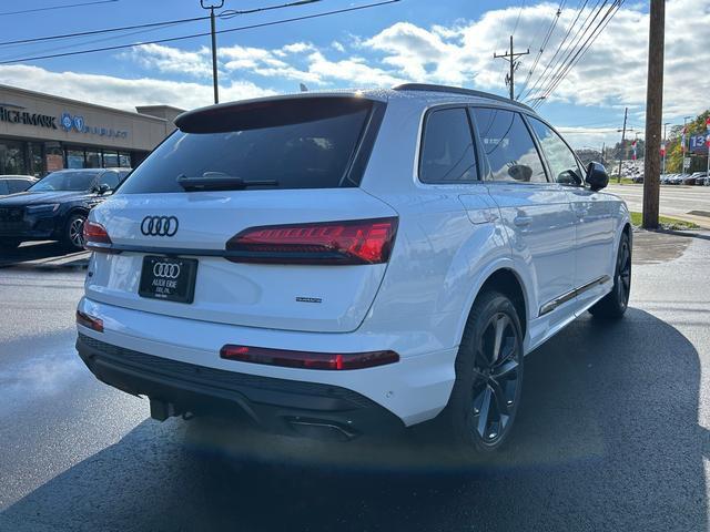 new 2026 Audi Q7 car, priced at $78,445