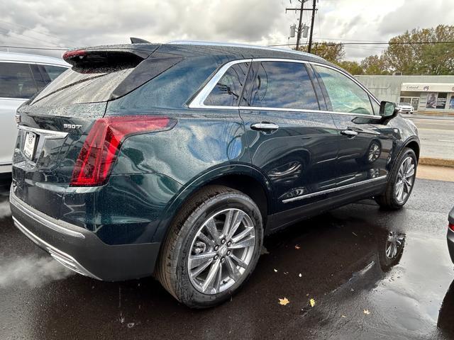 new 2025 Cadillac XT5 car, priced at $55,090