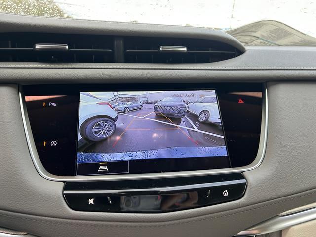 new 2025 Cadillac XT5 car, priced at $55,090