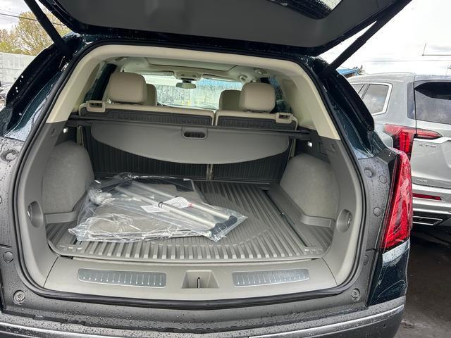 new 2025 Cadillac XT5 car, priced at $55,090