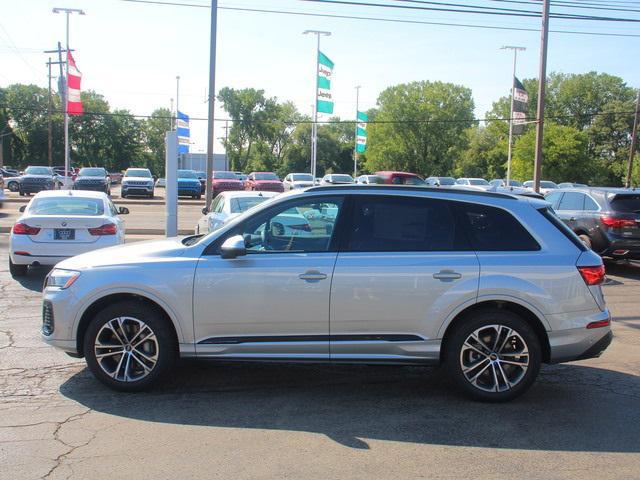 new 2025 Audi Q7 car, priced at $68,680