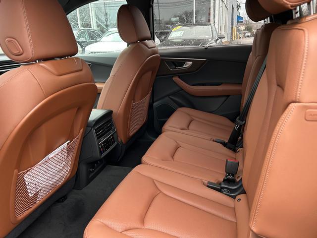 new 2025 Audi Q7 car, priced at $71,435