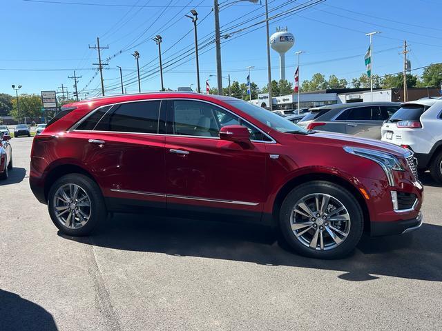 new 2025 Cadillac XT5 car, priced at $55,690