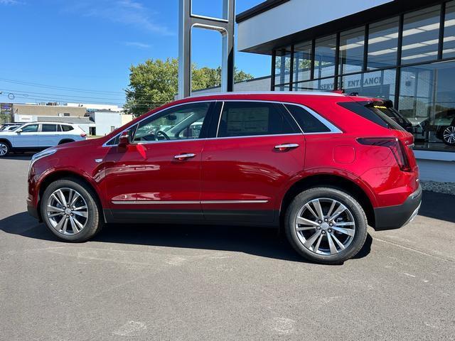 new 2025 Cadillac XT5 car, priced at $55,690