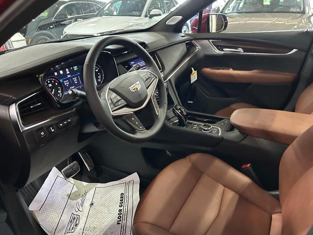 new 2025 Cadillac XT5 car, priced at $67,030
