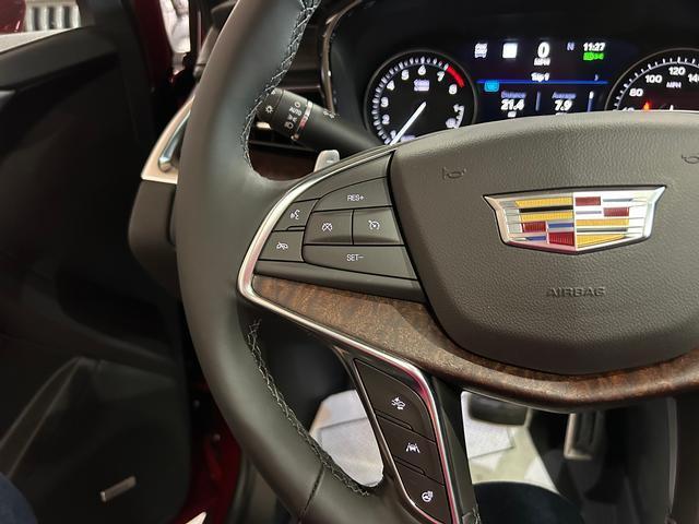 new 2025 Cadillac XT5 car, priced at $67,030