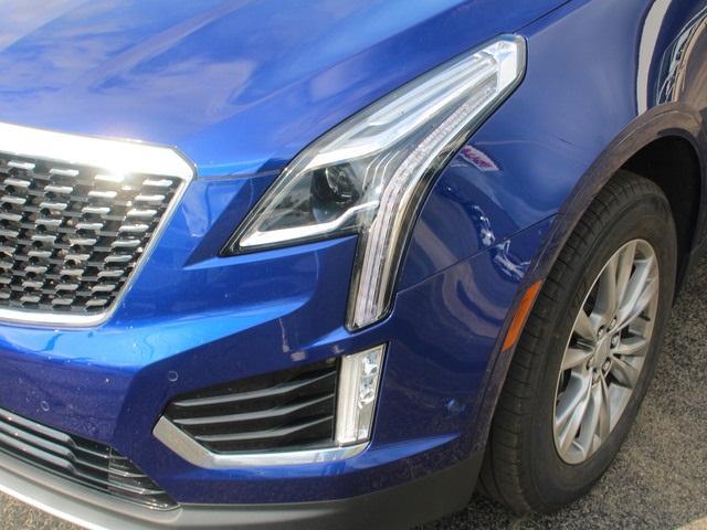 used 2023 Cadillac XT5 car, priced at $38,512