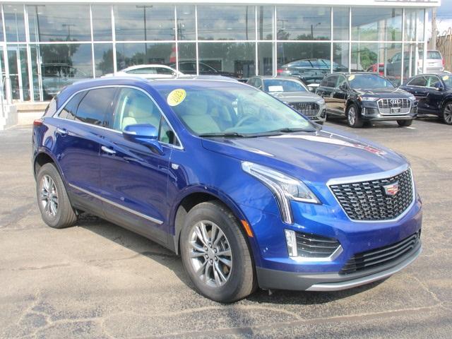 used 2023 Cadillac XT5 car, priced at $38,512