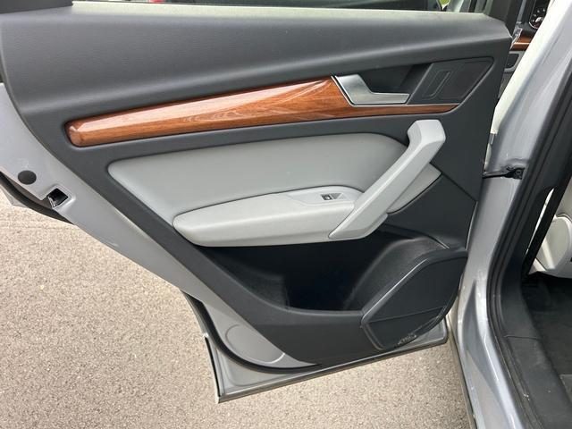 used 2021 Audi Q5 car, priced at $18,950