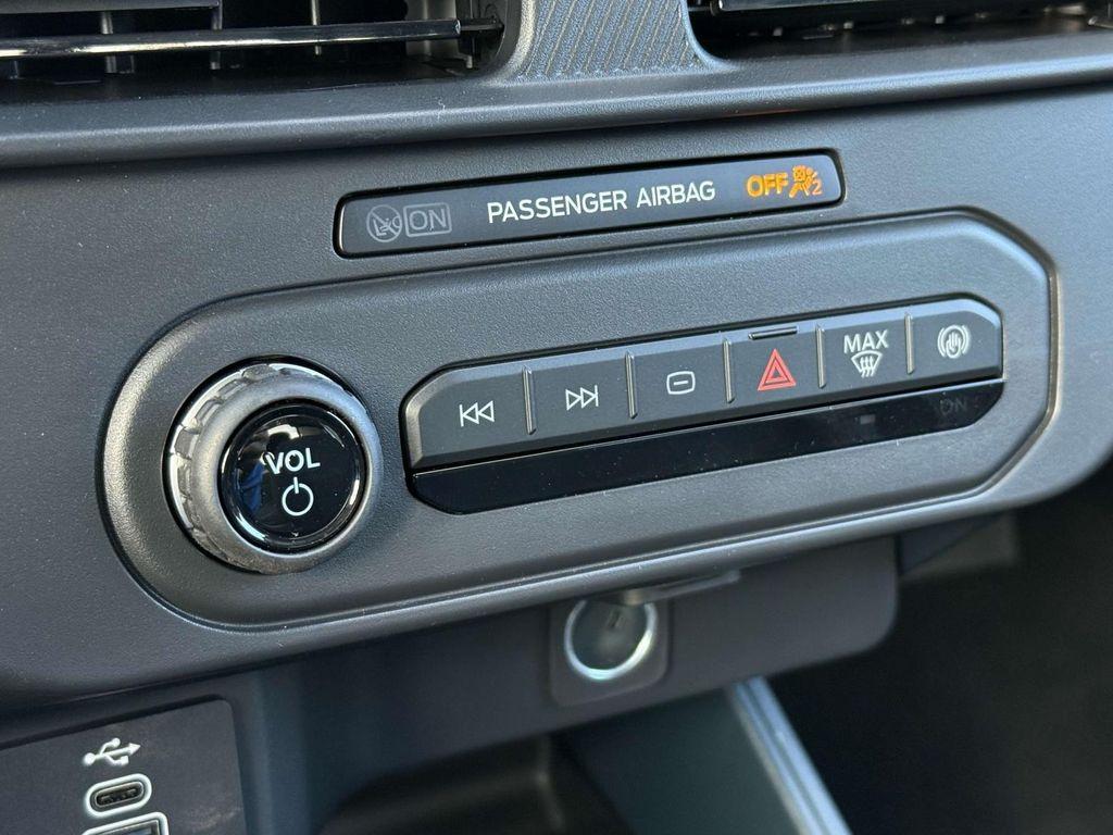 new 2025 Ford Maverick car, priced at $32,160