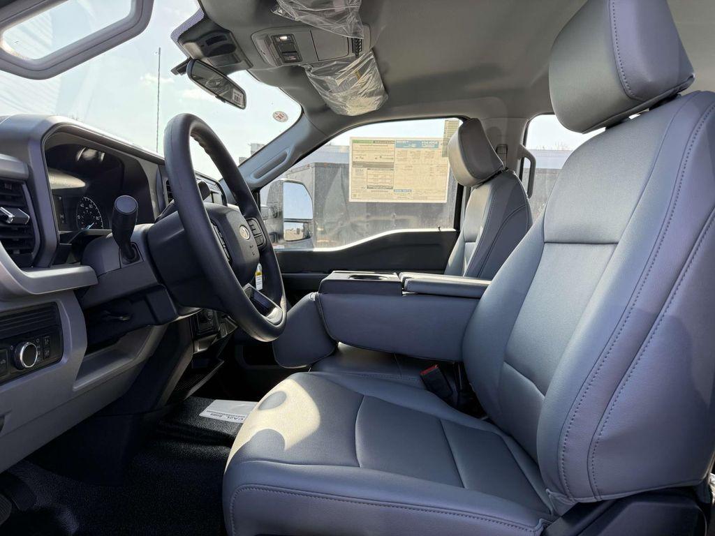 new 2025 Ford F-250 car, priced at $63,585