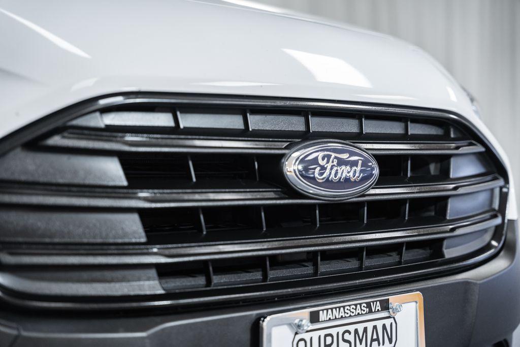 used 2023 Ford Transit Connect car, priced at $32,000