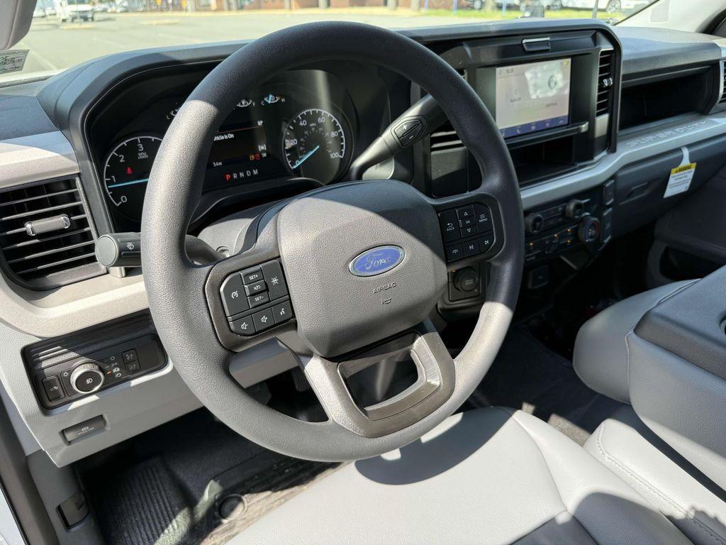 new 2025 Ford F-350 car, priced at $77,962