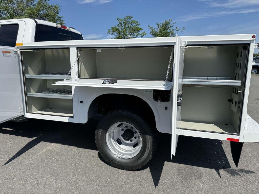 new 2025 Ford F-350 car, priced at $77,962