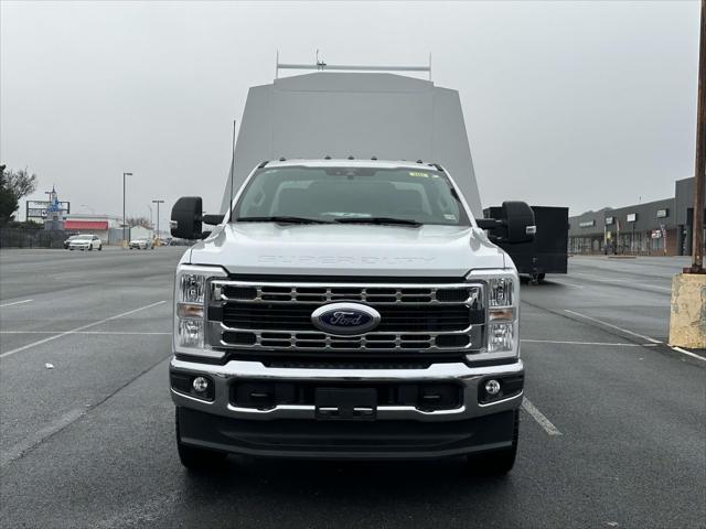 new 2024 Ford F-350 car, priced at $90,272