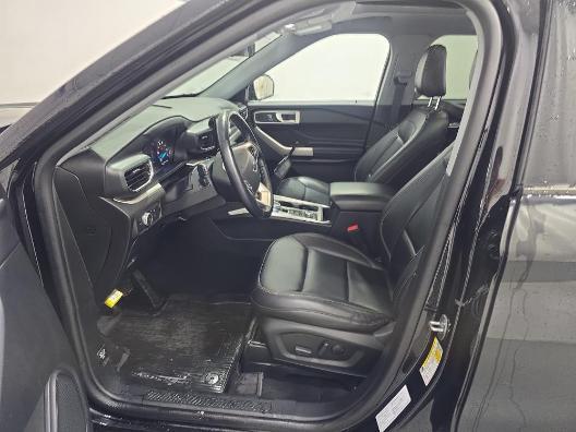 used 2022 Ford Explorer car, priced at $33,000