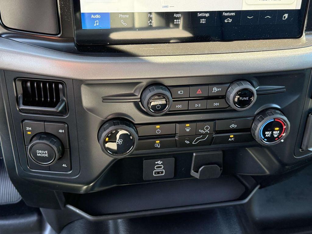 new 2025 Ford F-150 car, priced at $47,134