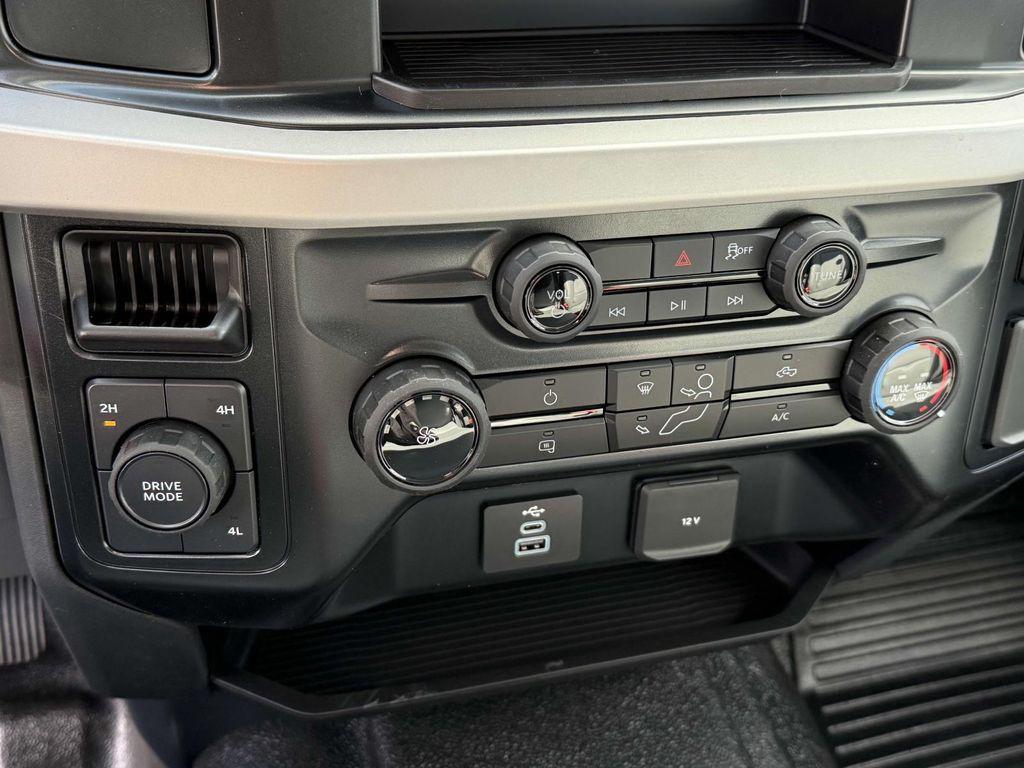 new 2025 Ford F-250 car, priced at $63,585