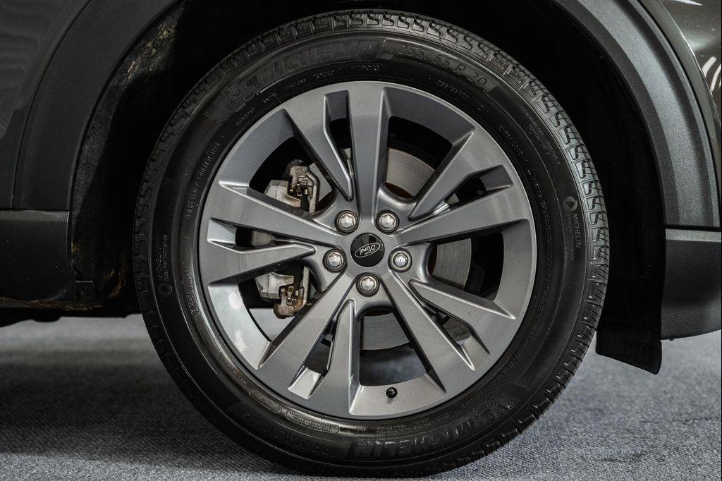 used 2022 Ford Explorer car, priced at $33,000