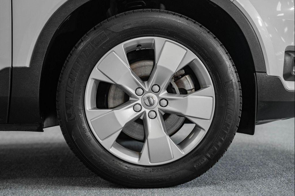 used 2021 Volvo XC40 car, priced at $23,500