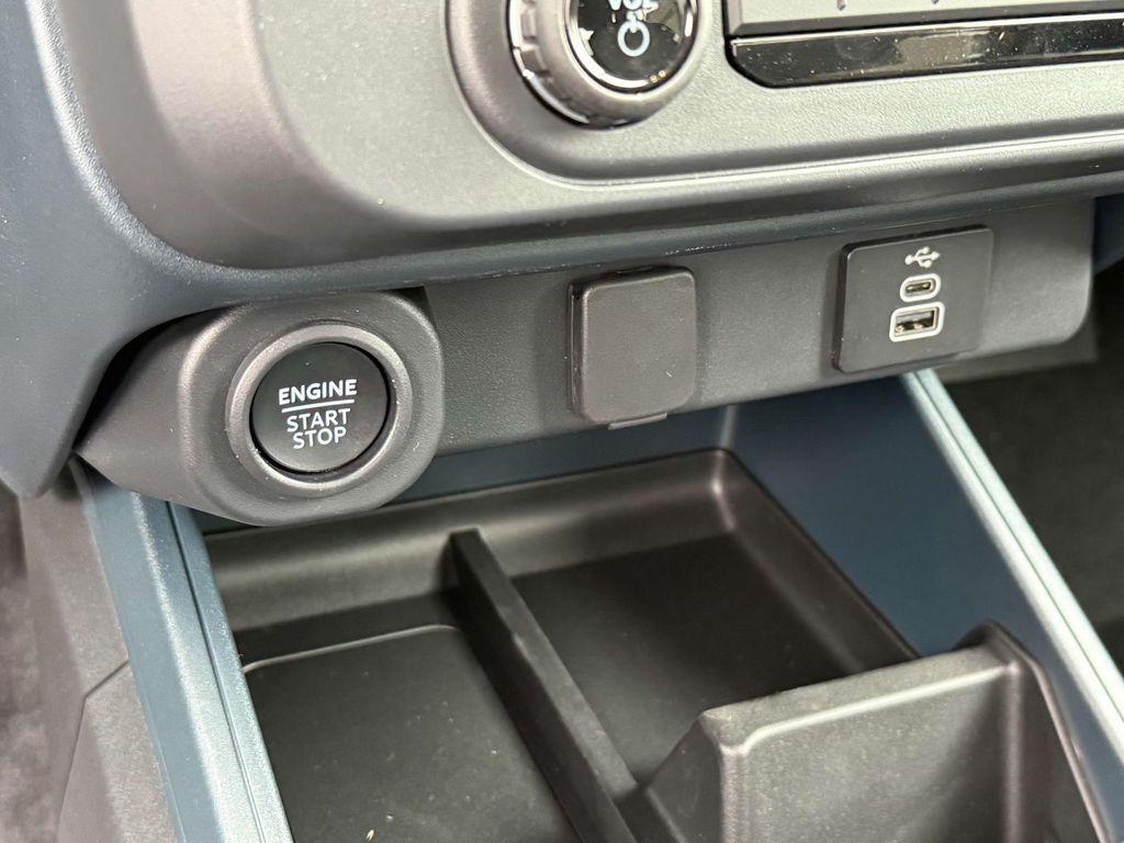 new 2025 Ford Maverick car, priced at $30,305