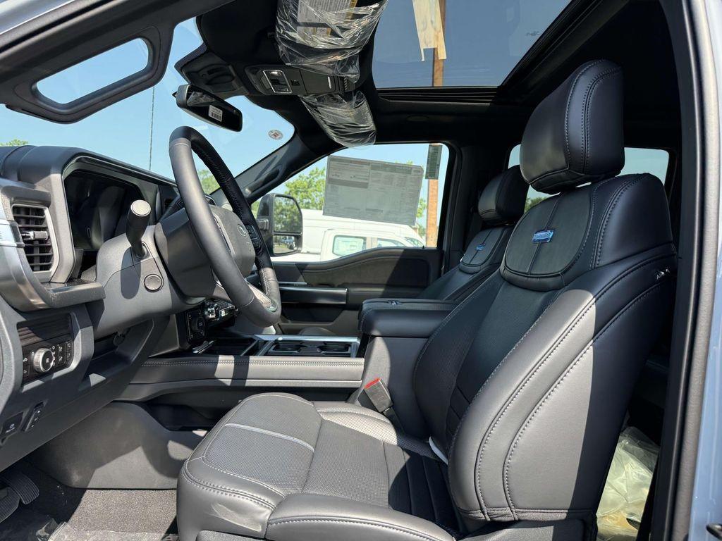 new 2025 Ford F-250 car, priced at $101,625