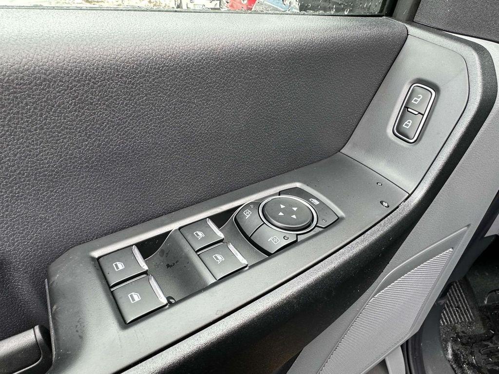 new 2025 Ford F-250 car, priced at $60,090