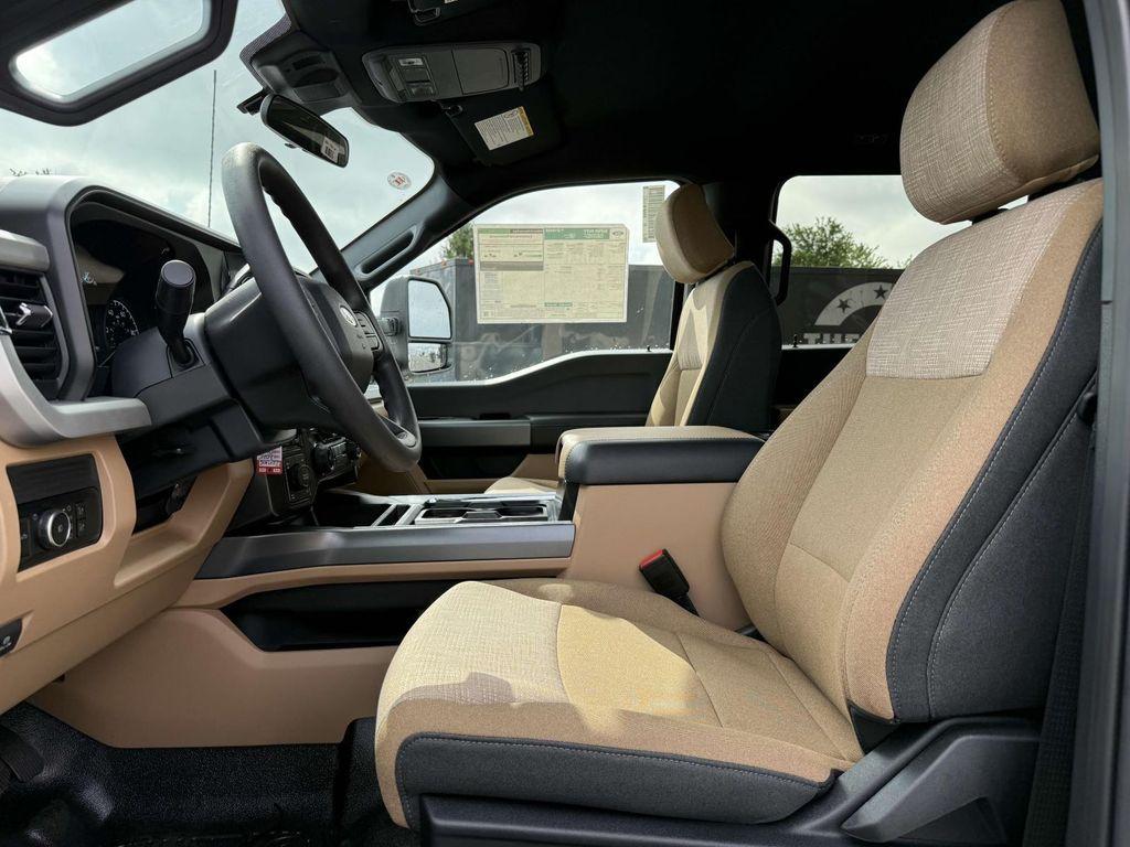 new 2025 Ford F-350 car, priced at $66,650
