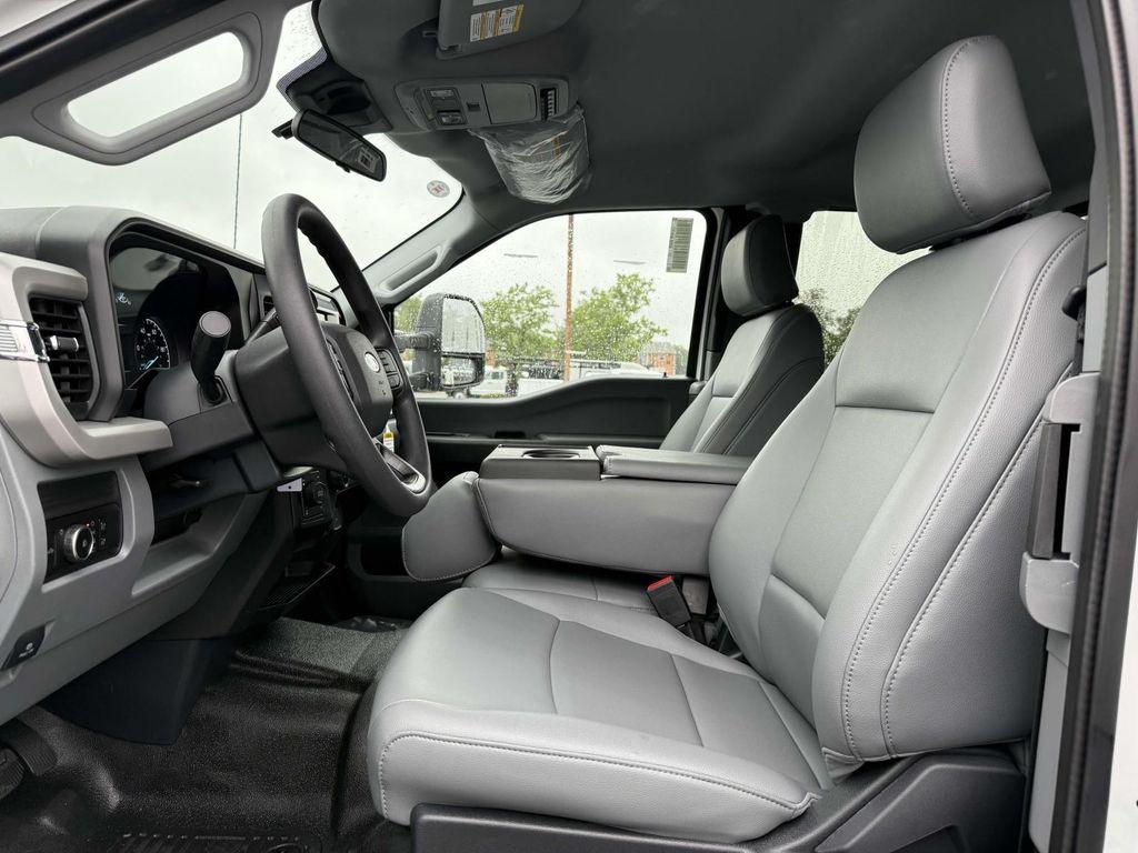 new 2025 Ford F-350 car, priced at $86,013