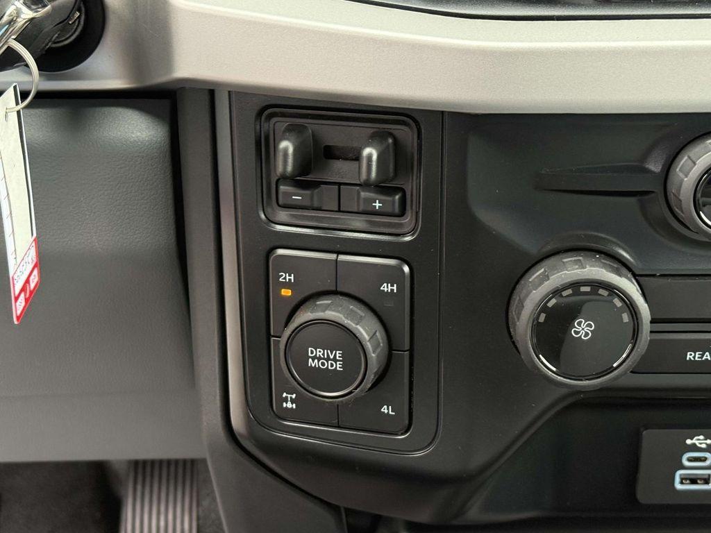 new 2025 Ford F-350 car, priced at $86,013