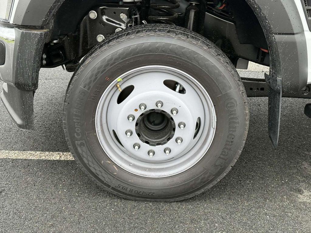 new 2025 Ford F-450 car, priced at $89,728