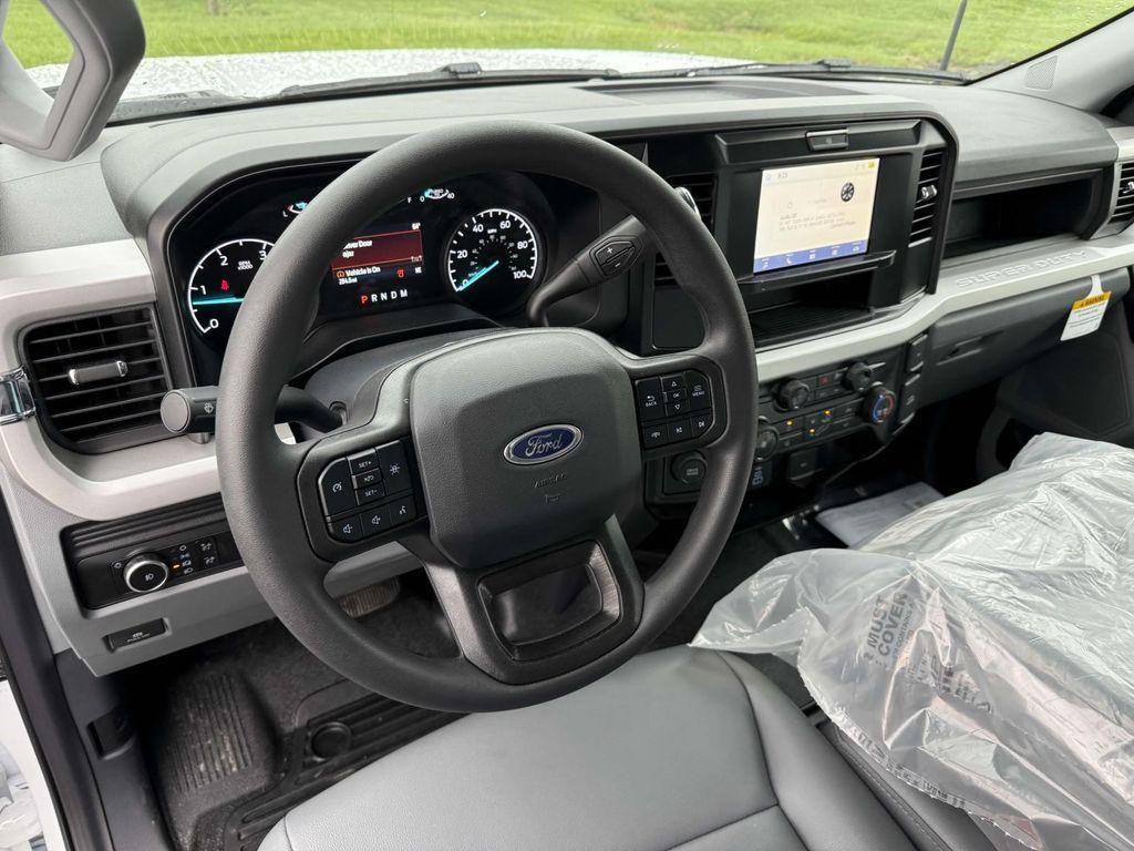 new 2025 Ford F-450 car, priced at $89,728