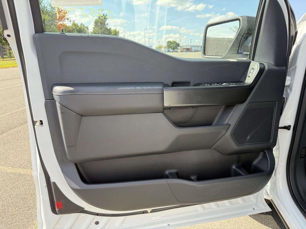 new 2025 Ford F-150 car, priced at $44,305