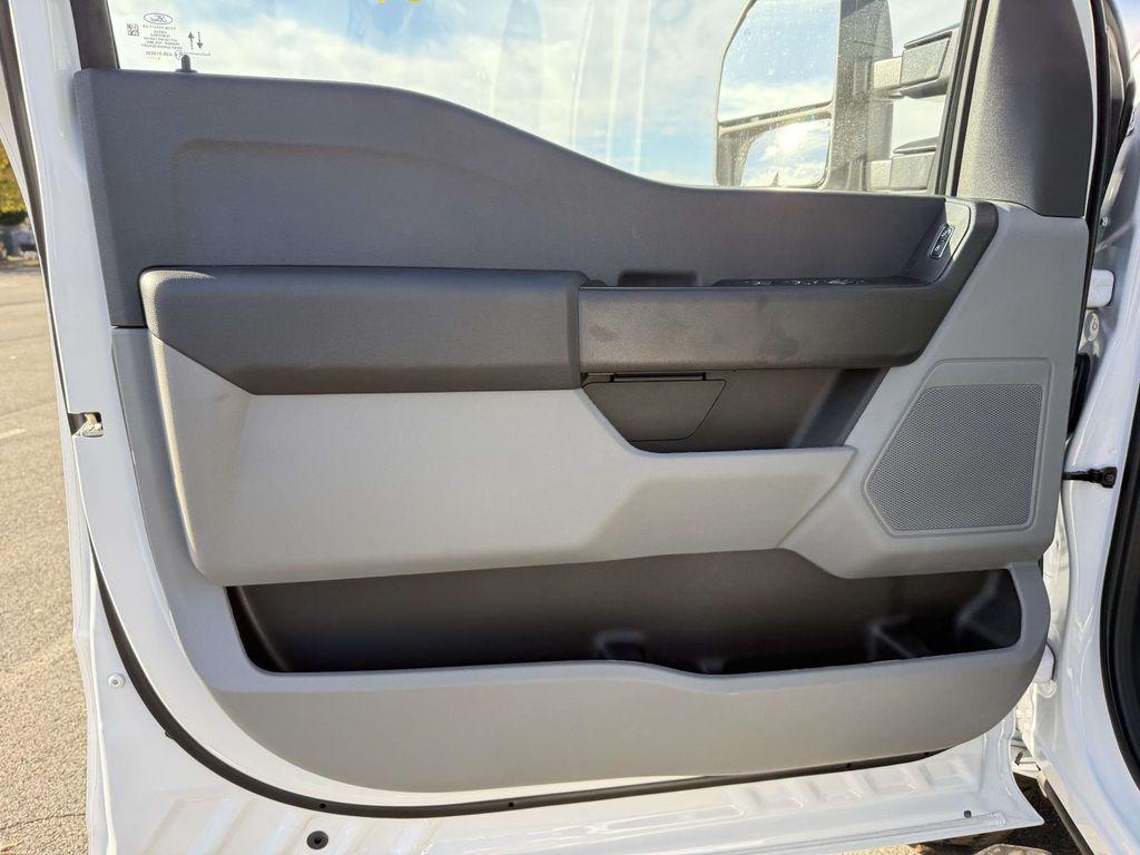 new 2026 Ford F-350 car, priced at $59,566