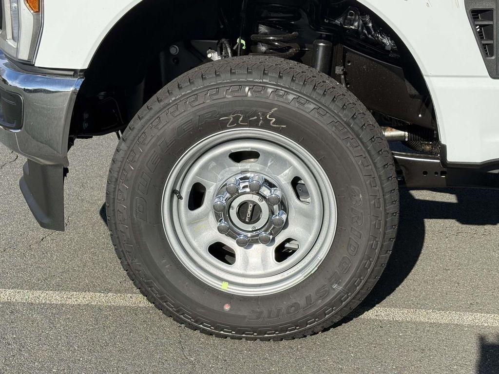 new 2026 Ford F-350 car, priced at $59,566