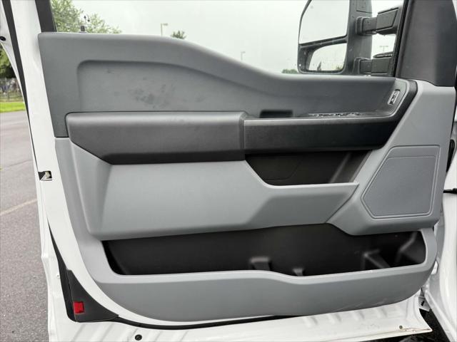 new 2025 Ford F-250 car, priced at $70,147