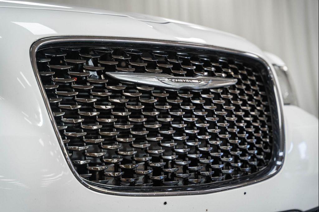 used 2021 Chrysler 300 car, priced at $18,000
