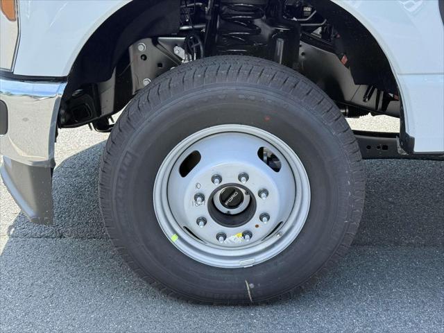 new 2025 Ford F-350 car, priced at $73,410