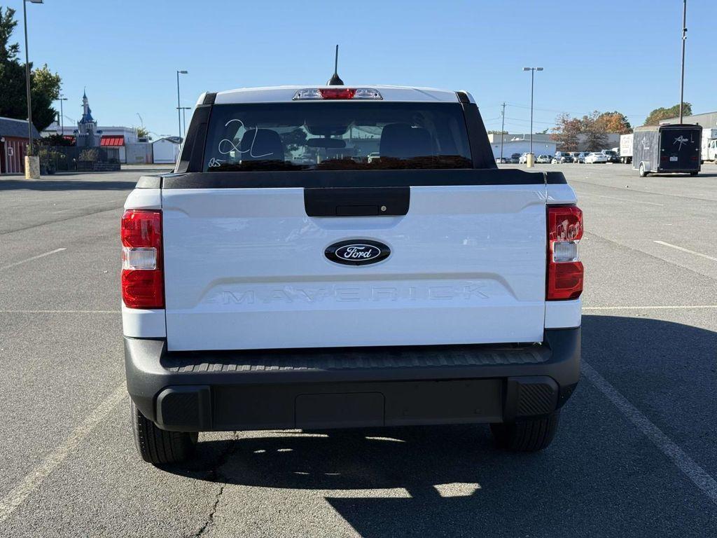 new 2025 Ford Maverick car, priced at $32,060