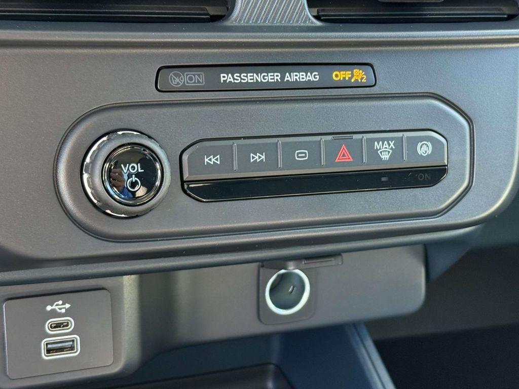 new 2025 Ford Maverick car, priced at $32,060