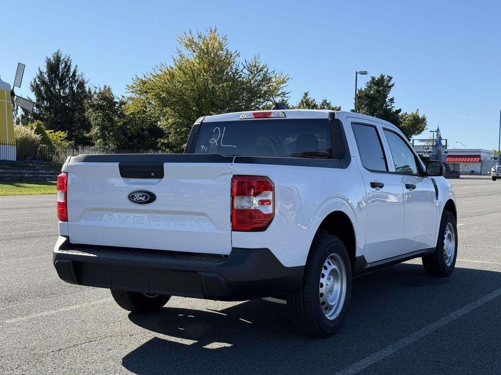 new 2025 Ford Maverick car, priced at $32,060