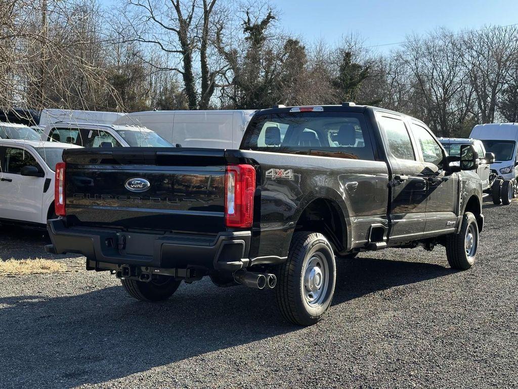 new 2025 Ford F-250 car, priced at $63,090