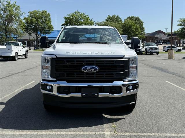 new 2025 Ford F-250 car, priced at $53,726