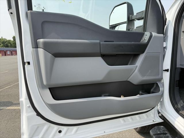 new 2025 Ford F-350 car, priced at $77,784