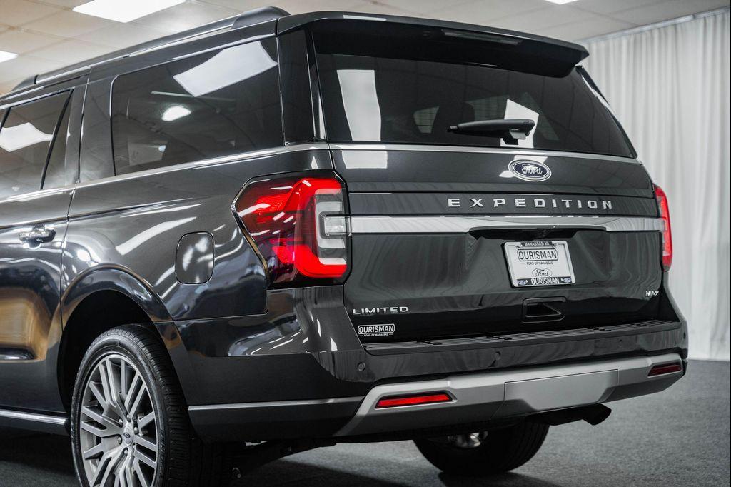 used 2024 Ford Expedition Max car, priced at $61,000