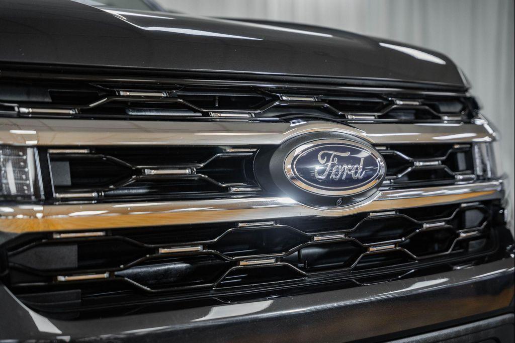 used 2024 Ford Expedition Max car, priced at $61,000