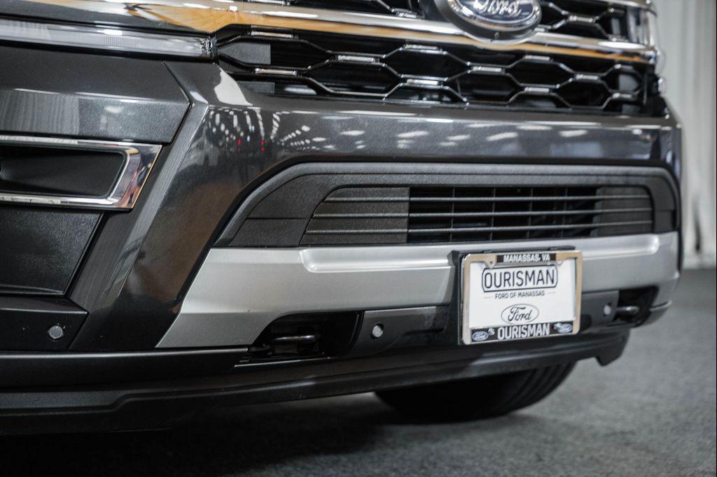 used 2024 Ford Expedition Max car, priced at $61,000