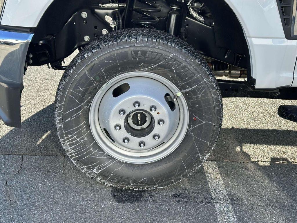 new 2024 Ford F-350 car, priced at $69,566