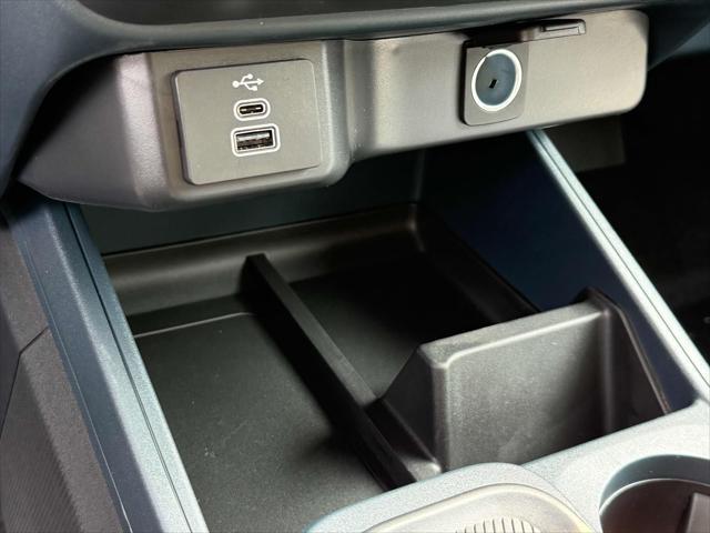 new 2025 Ford Maverick car, priced at $27,424